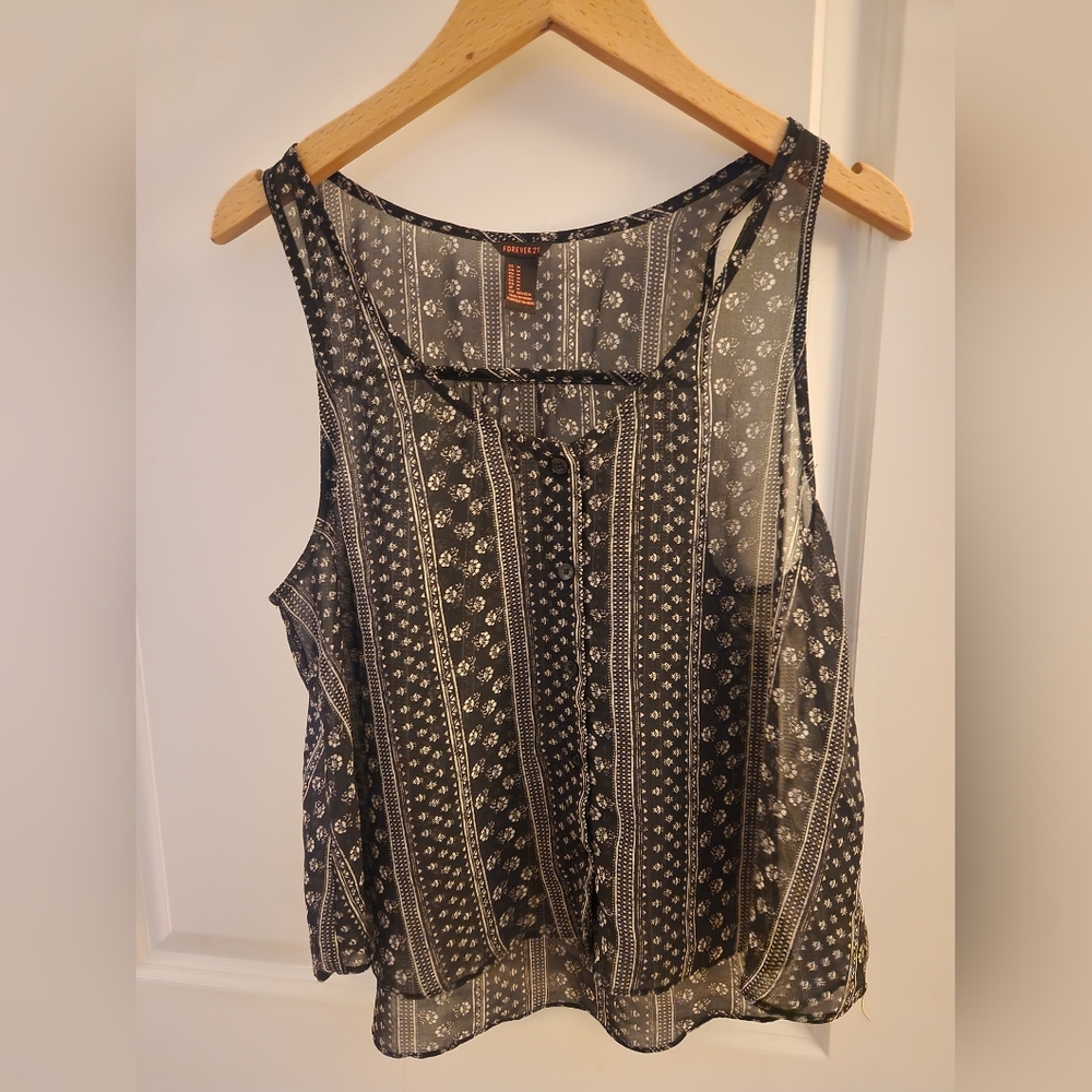 Paisley top
